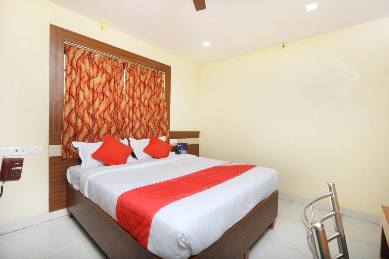 Hotel Oyo 7224 Krishna Prasad à Chennai Extérieur photo